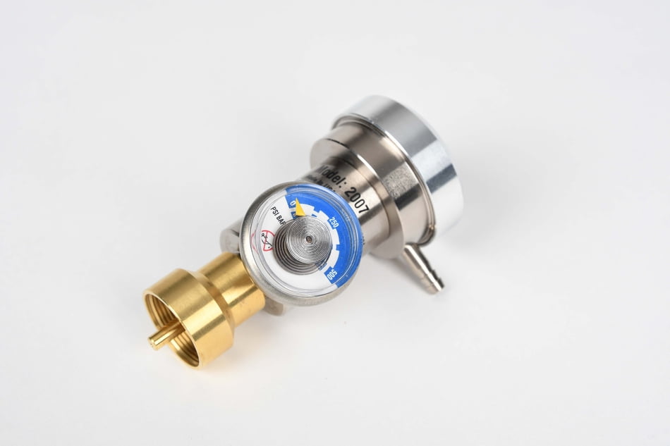 Industrial Scientific Regulator, Demand, 0.3 LPM, CGA600, Female