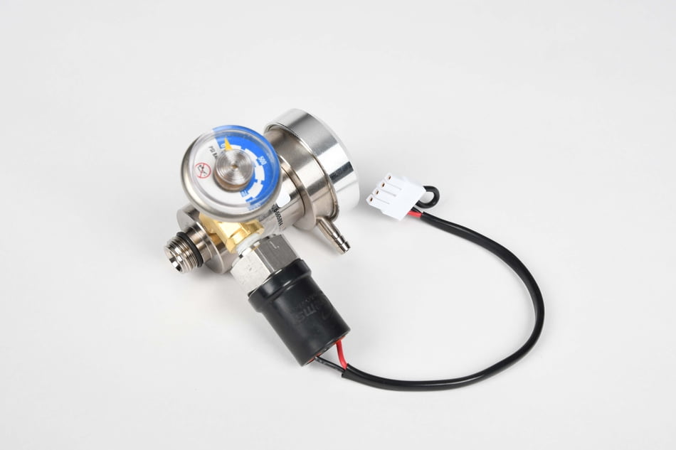 Industrial Scientific Regulator, Demand W/ Switch (250 PSI), 0.3 LPM